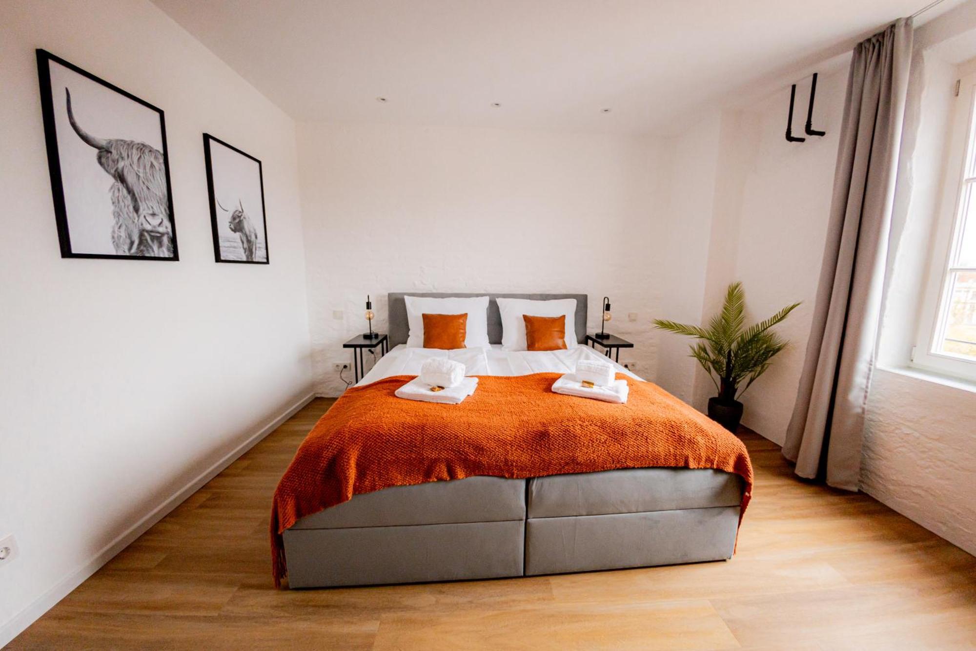 Highlight Am Stadtplatz Muehldorf - C4S Come4Stay - 2 Zimmer Wohnung I Bis Zu 5 Gaeste Exterior photo