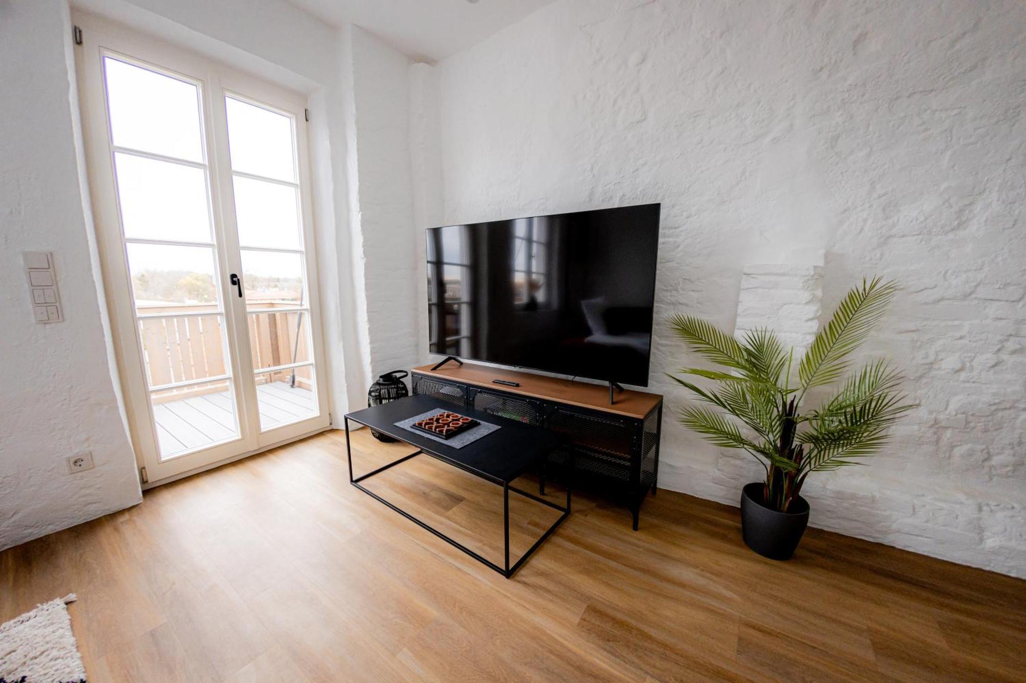Highlight Am Stadtplatz Muehldorf - C4S Come4Stay - 2 Zimmer Wohnung I Bis Zu 5 Gaeste Exterior photo